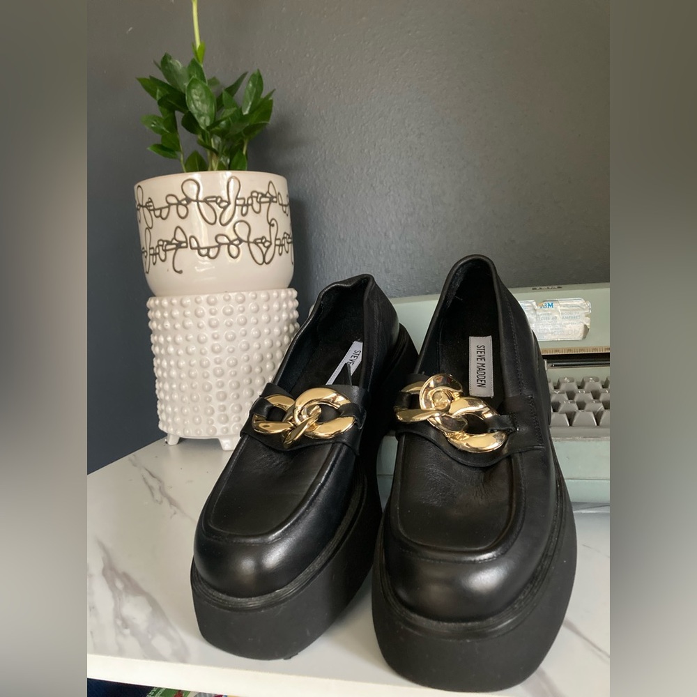 Steve Madden Black Leather Loafers with Gold Accent